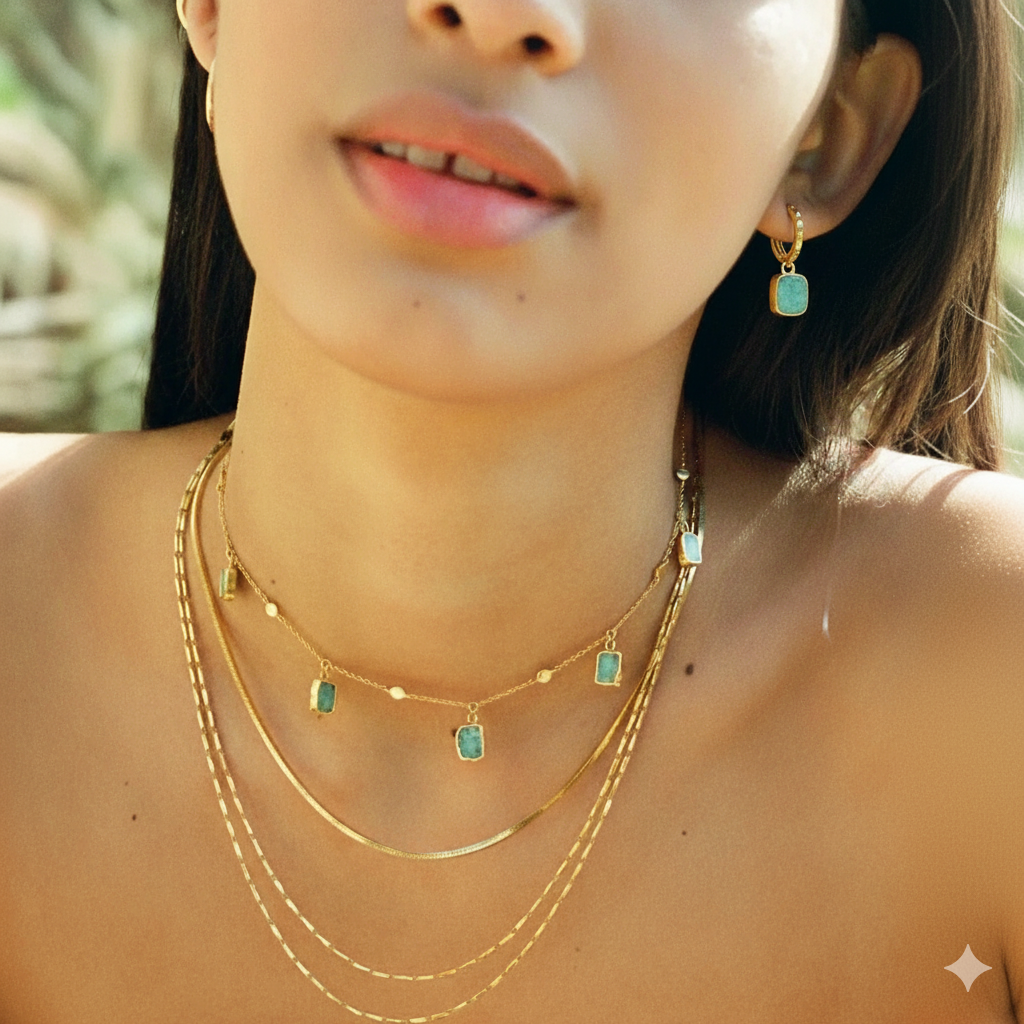 Seafoam Light Choker Necklace