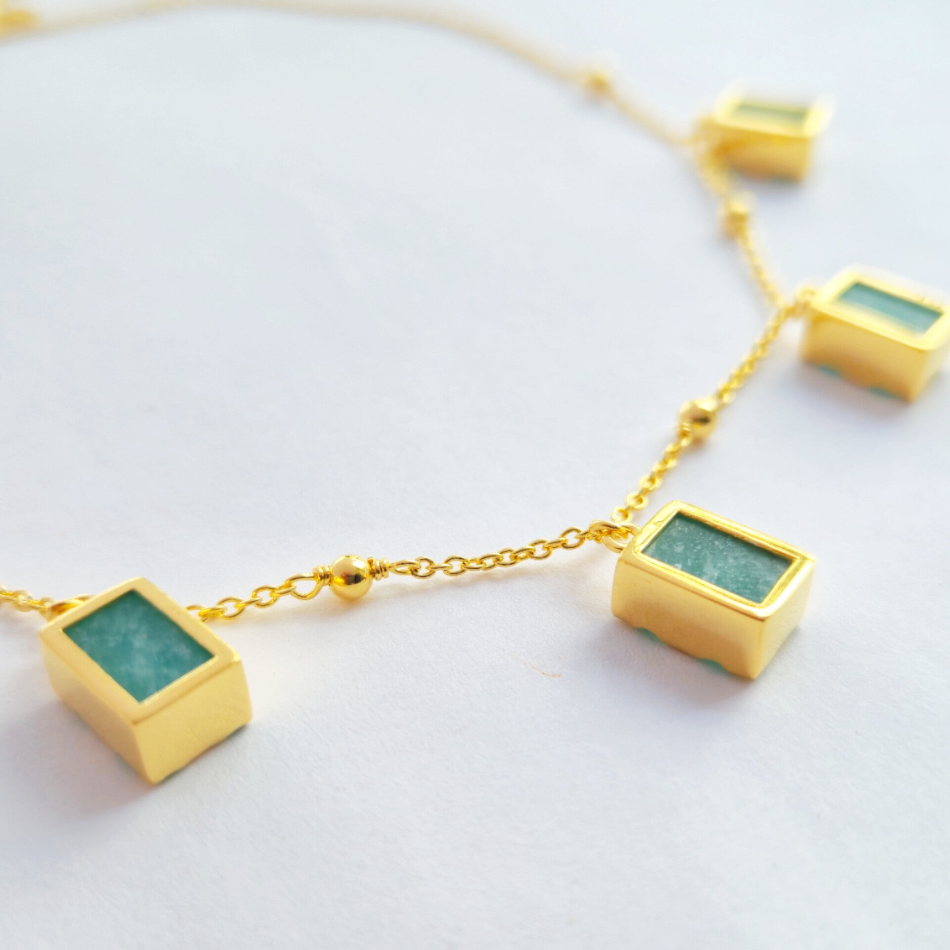 Seafoam Light Choker Necklace