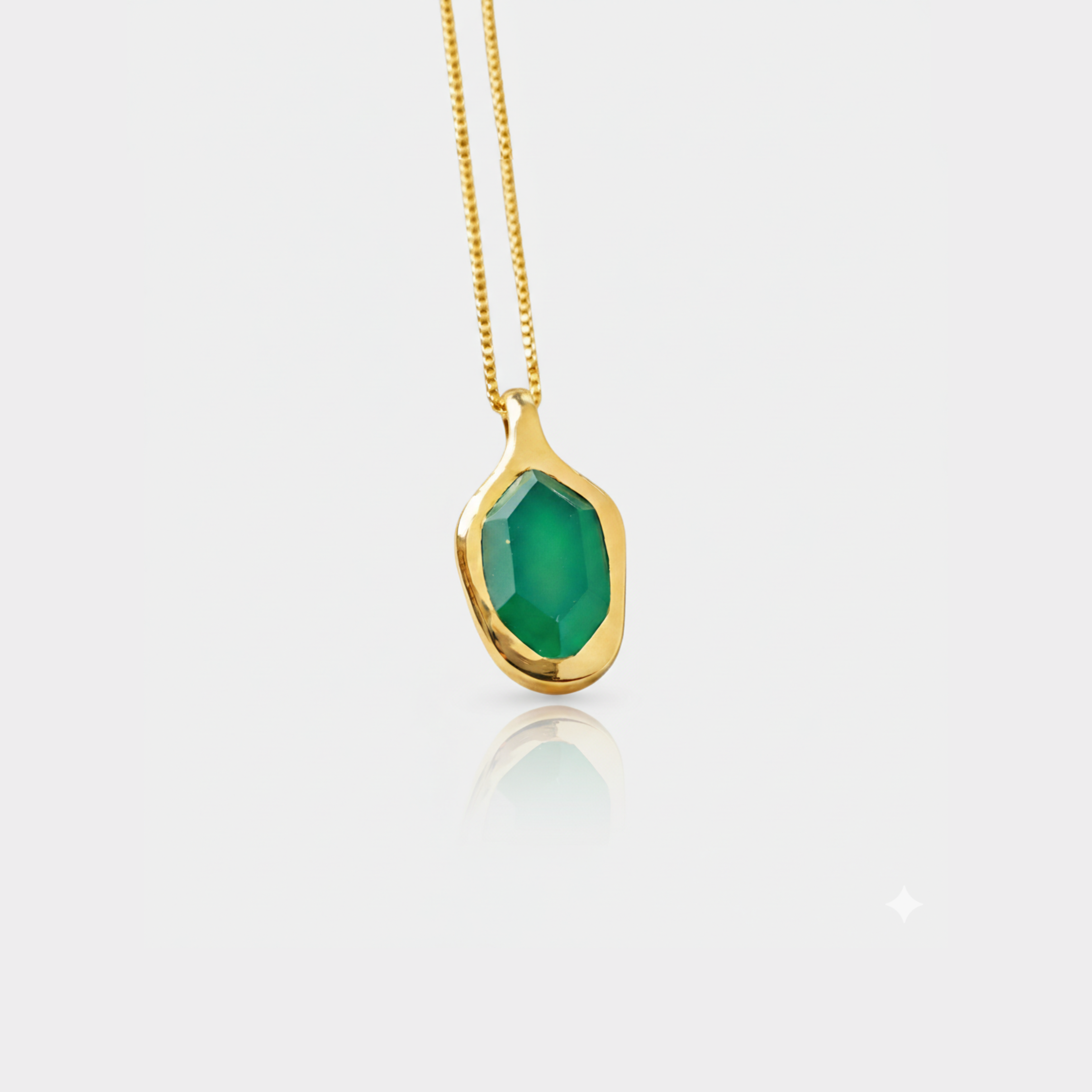 The Glow And The Green Detachable Pendant