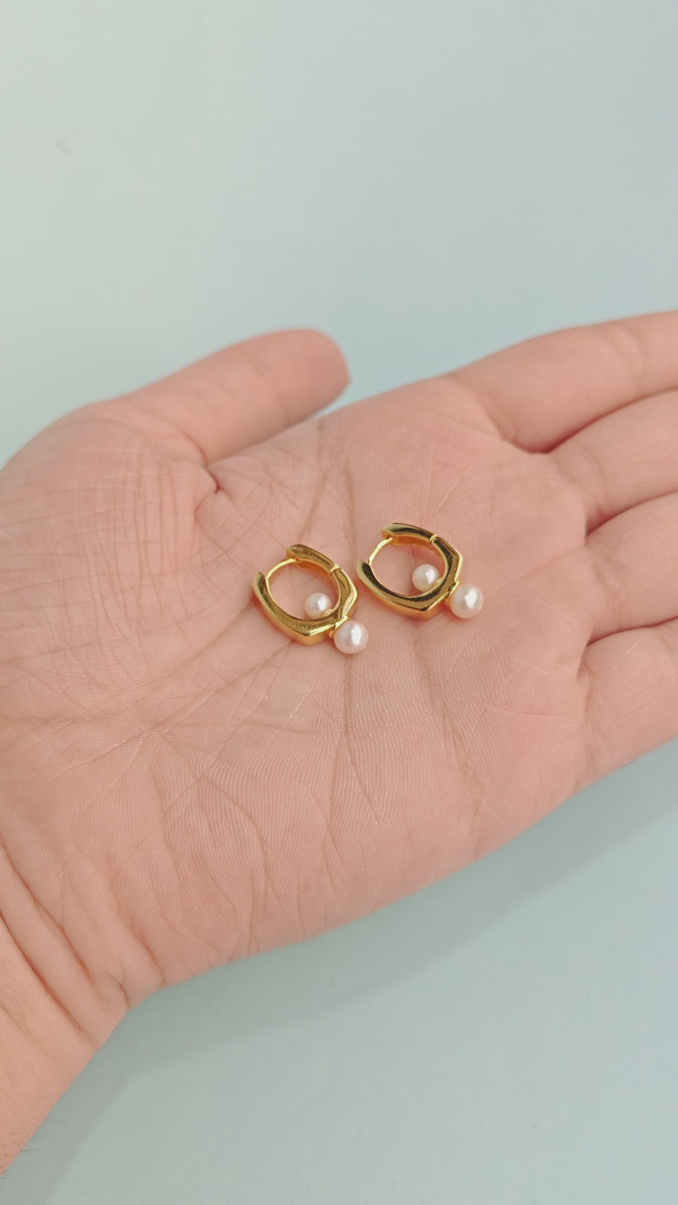 Button Pearl Square Hoop Earrings