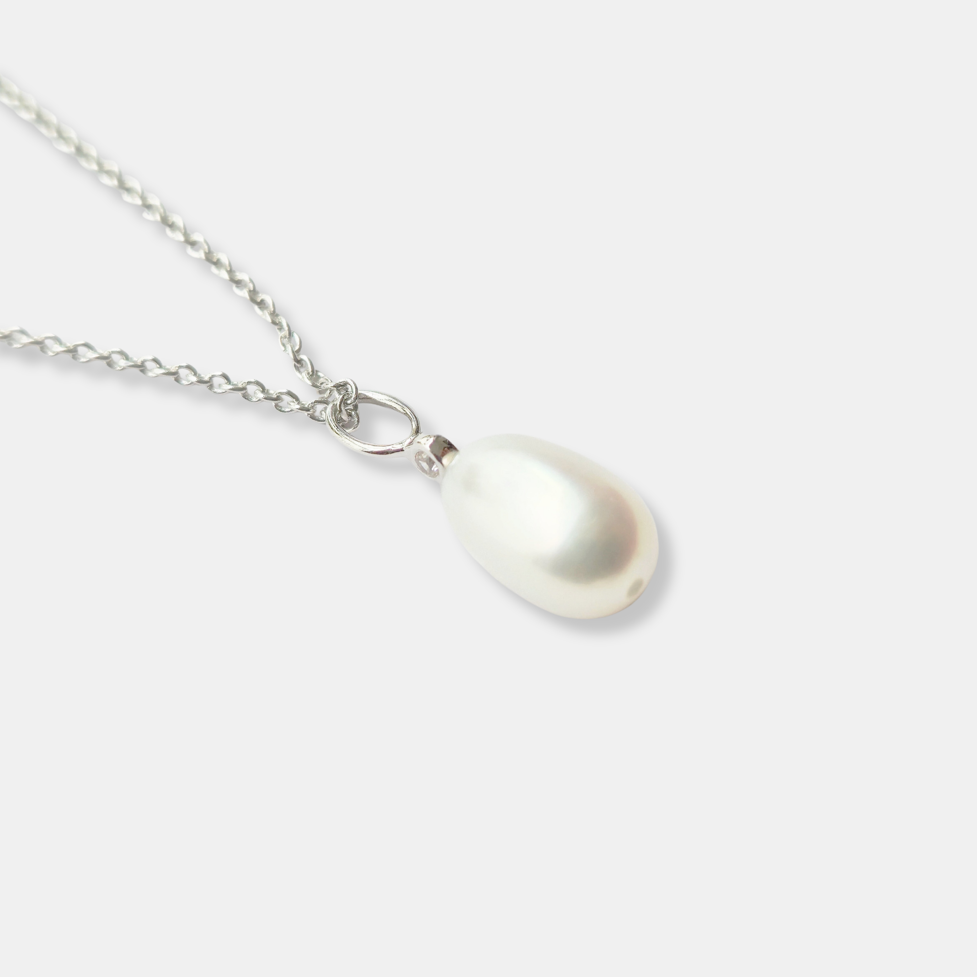 Pearl Drop Detachable Pendant