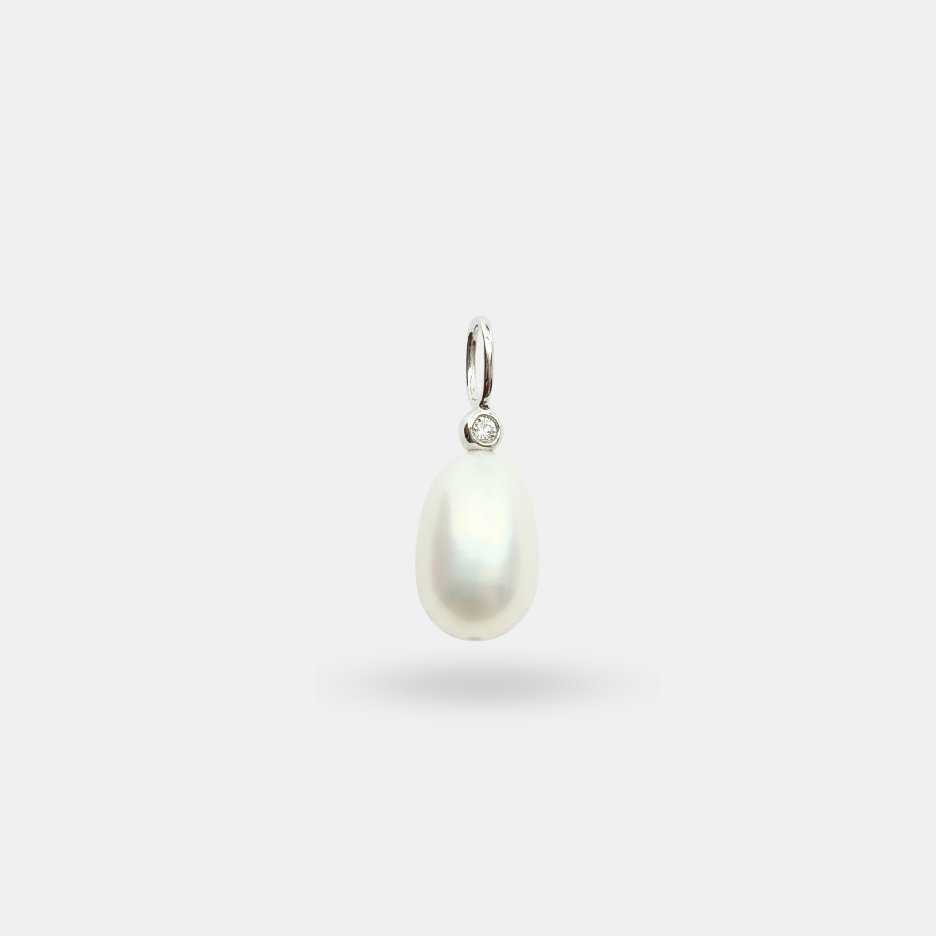 Pearl Drop Detachable Pendant